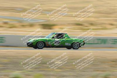 media/May-31-2025-CalClub SCCA (Sat) [[2c1a04e1ee]]/Qualifying/Group 6/Turn 4/